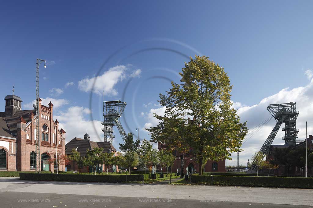 Dortmund Boevinghausen Zeche Zollern II/I Blick in den Ehrenhof mit der alten Verwaltung, Route Industriekultur; Colliery Zollern Museum 