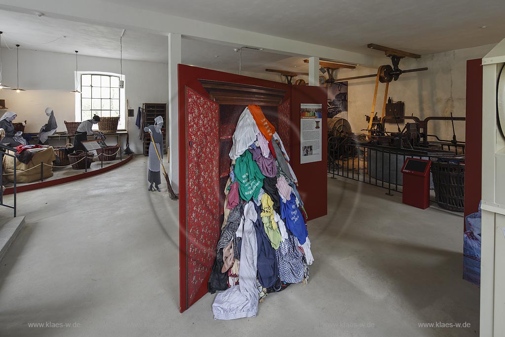 Lindlar, LVR-Freilichtmuseum Lindlar, Bergisches Freilichtmuseum fuer Oekologie und baeuerlich-handwerkliche Kultur, Innenansicht Muellershammer; Lindlar, mueum LVR-Freilichtmuseum Lindlar. 
