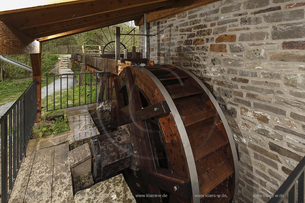 Lindlar, LVR-Freilichtmuseum Lindlar, Bergisches Freilichtmuseum fuer Oekologie und baeuerlich-handwerkliche Kultur, Muellershammer, Wasserrad; Lindlar, mueum LVR-Freilichtmuseum Lindlar.
