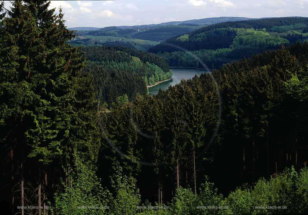 Unnenberg, Marienheide, Oberbergischer Kreis, Bergisches Land, Regierungsbezirk Kln, Koeln, Blick auf Genkeltalsperre und Landschaft