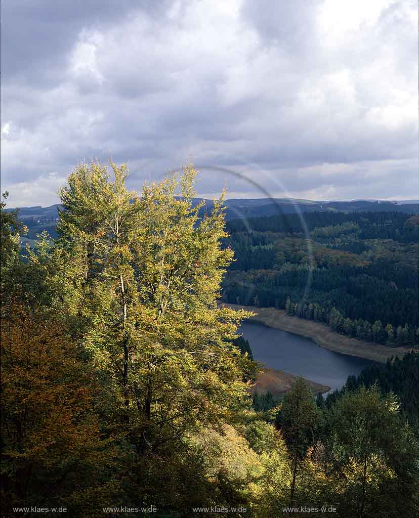 Unnenberg, Marienheide, Oberbergischer Kreis, Bergisches Land, Regierungsbezirk Kln, Koeln, Blick auf Genkeltalsperre und Landschaft