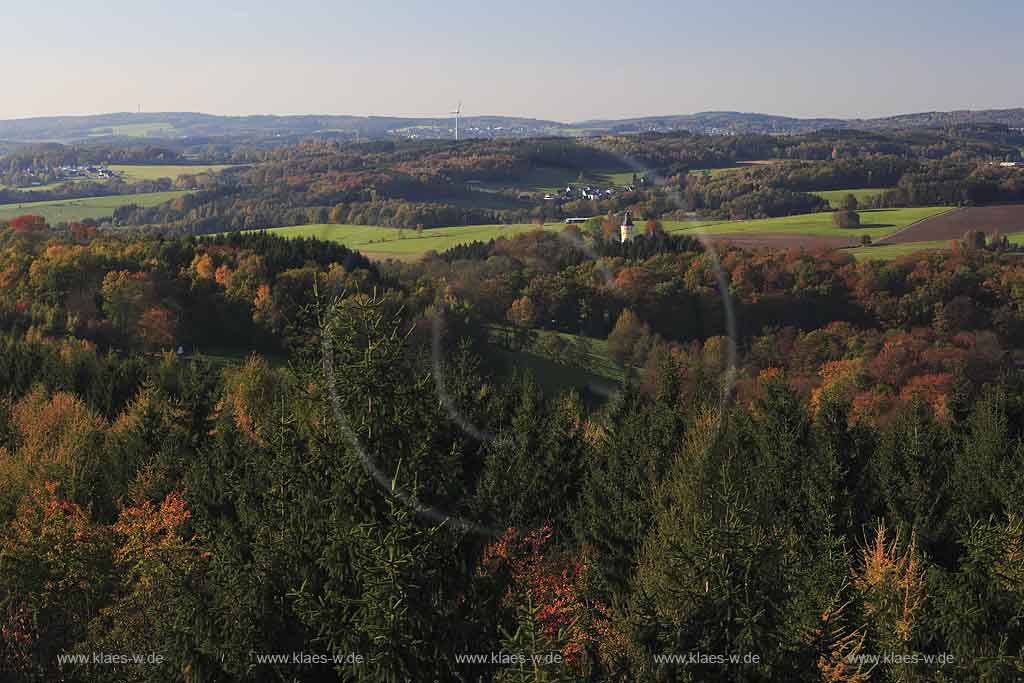 Nuembrecht, Nmbrecht, Oberbergischer Kreis, Bergisches Land, Regierungsbezirk Kln, Blick vom Aussichtsturm Homburger Laendchen, Lndchen auf Schloss Homburg und Landschaft 