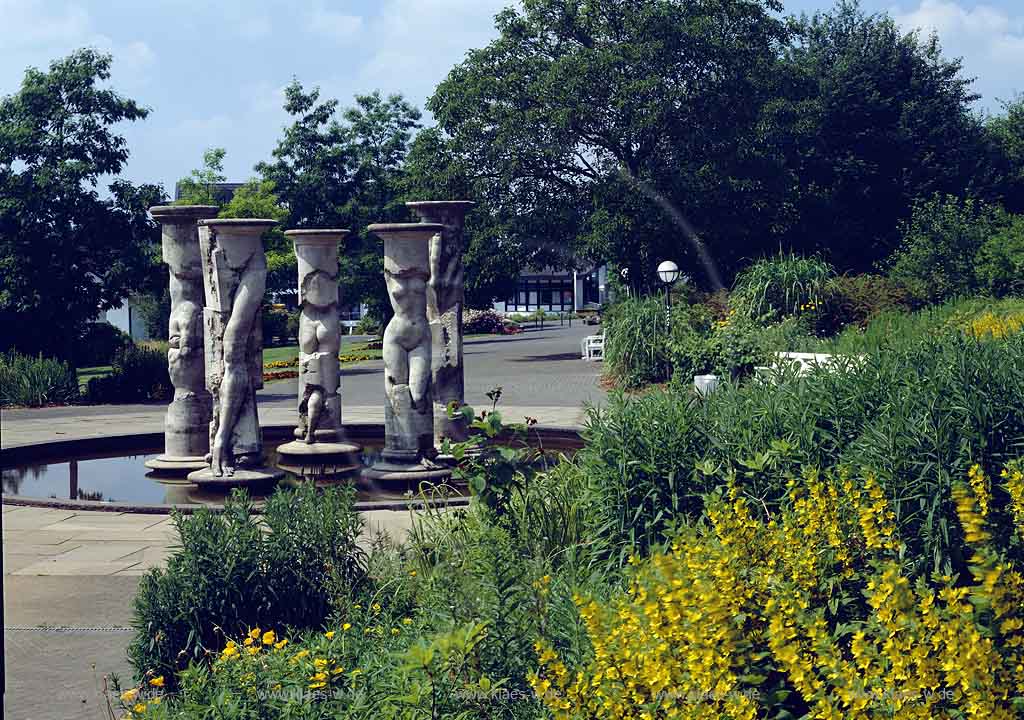 Nmbrecht, Nuembrecht, Oberbergischer Kreis, Bergisches Land, Regierungsbezirk Kln, Blick in Kurpark in Sommerlandschaft   