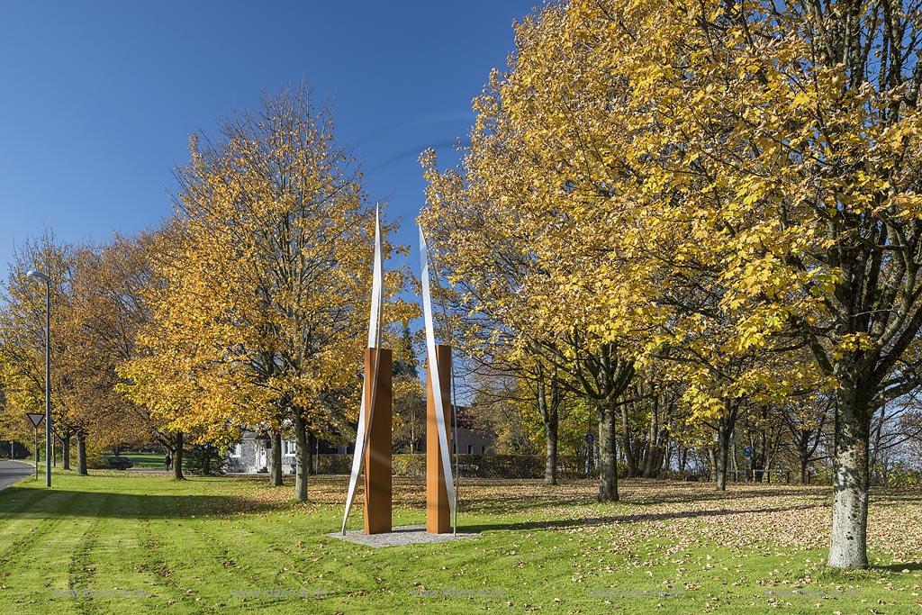 Radevormwald, Metallplastik "Zweiklang" des Radevormwalder Kuenstlers Gerlach Bente.