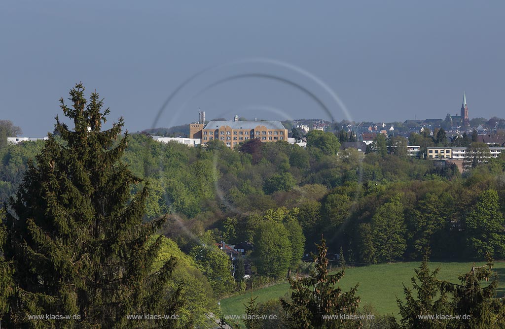 Remscheid, Blick zum Sana-Klinikum in Remscheid Ehringhausen; Remscheid, view to the clinical centre Sana  Klinikum in Remscheid Ehringhausen.