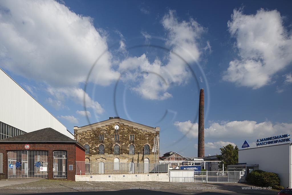 Remscheid Bliedinghausen, Feilen- und Gussstahlfabrik Mannesmann, Mannesmannroehren-Werke, Baujahr: Mitte 19. Jahrhundert, originale Gussstahl-Rundbogenfenster; Remscheid Bliedinghausen, factory Feilen- und Gussstahlfabrik Mannesmann, Mannesmannroehren-Werke.