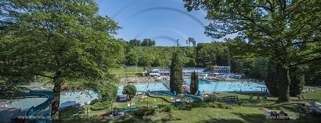 Remscheid, Freibad Eschbachtal, aeltestes Freibad Deutschlands; Remscheid,  Freibad Eschbachtal, oldest open air pool in Germany 