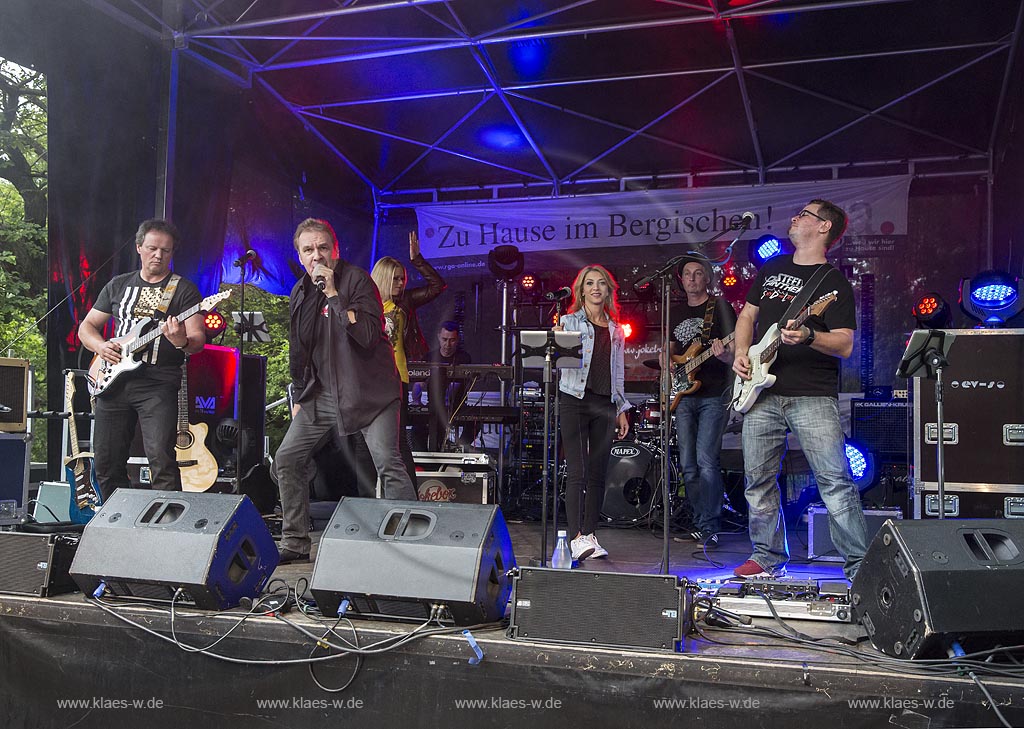 Wermelskirchen-Pohlhausen, 21. Open-Air-Pohlahusen mit der Cover Band Jokebox, Veranstalter TuRa Pohlhausen e.V.