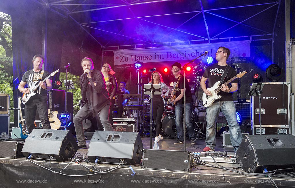 Wermelskirchen-Pohlhausen, 21. Open-Air-Pohlahusen mit der Cover Band Jokebox, Veranstalter TuRa Pohlhausen e.V.