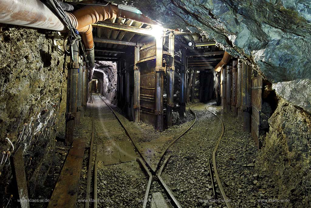 Windeck Oettershagen, Besucherbergwerk Grube Silberhardt Besucherstollen; the public mine Grube Silberhardt a gallery