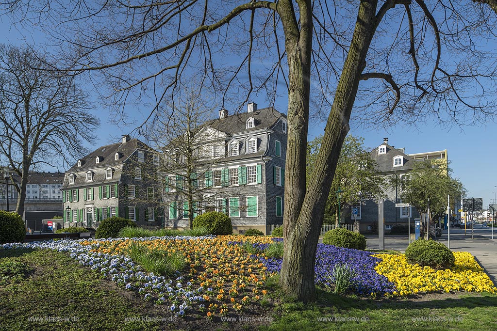 Wuppertal Barmen, historisches Zentrum mit Engelsgarten und  "Friedrich Engels Haus", linkes Gebaeude; Wuppertal Barmen, historical center, Engelspark and "Friedrich Engels Haus", left building.
