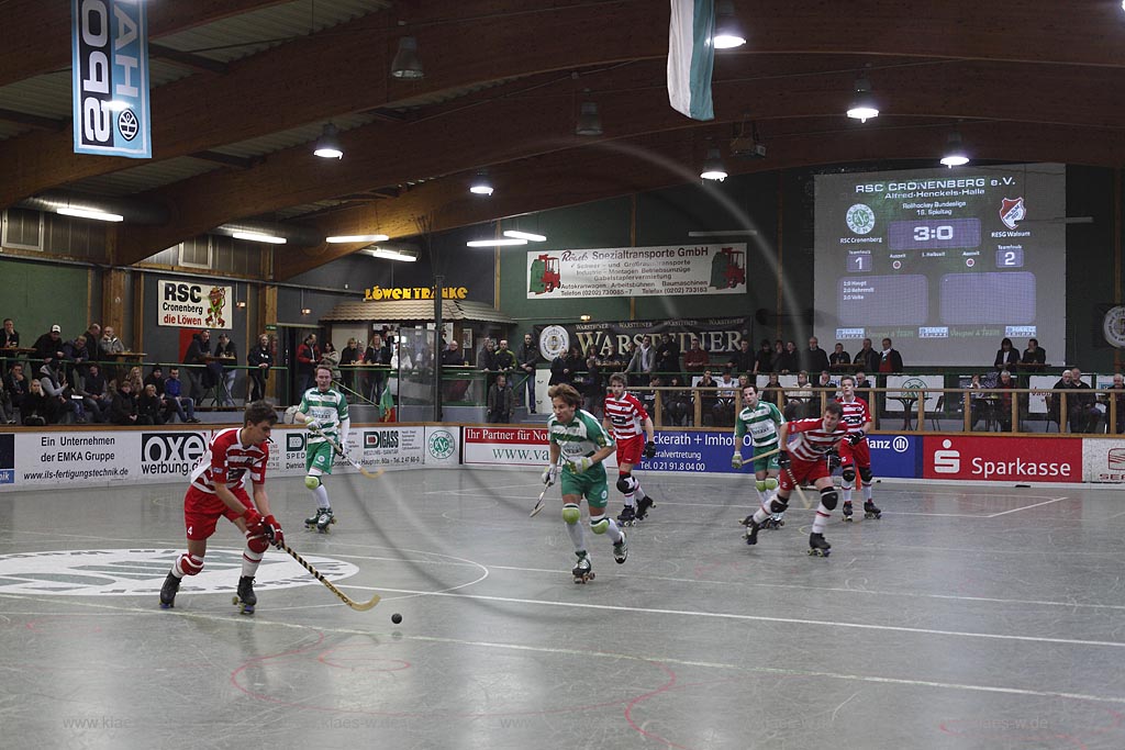 Wuppertal Cronenberg, Alfred-Henckels Halle Rolhockey Bundesligaspiel RSC Cronenberg - RESG Walsum, Wuppertal Cronenberg Rollhockey match RSC Cronenberg - ERSG Walsum, Alfred-Henckels hall