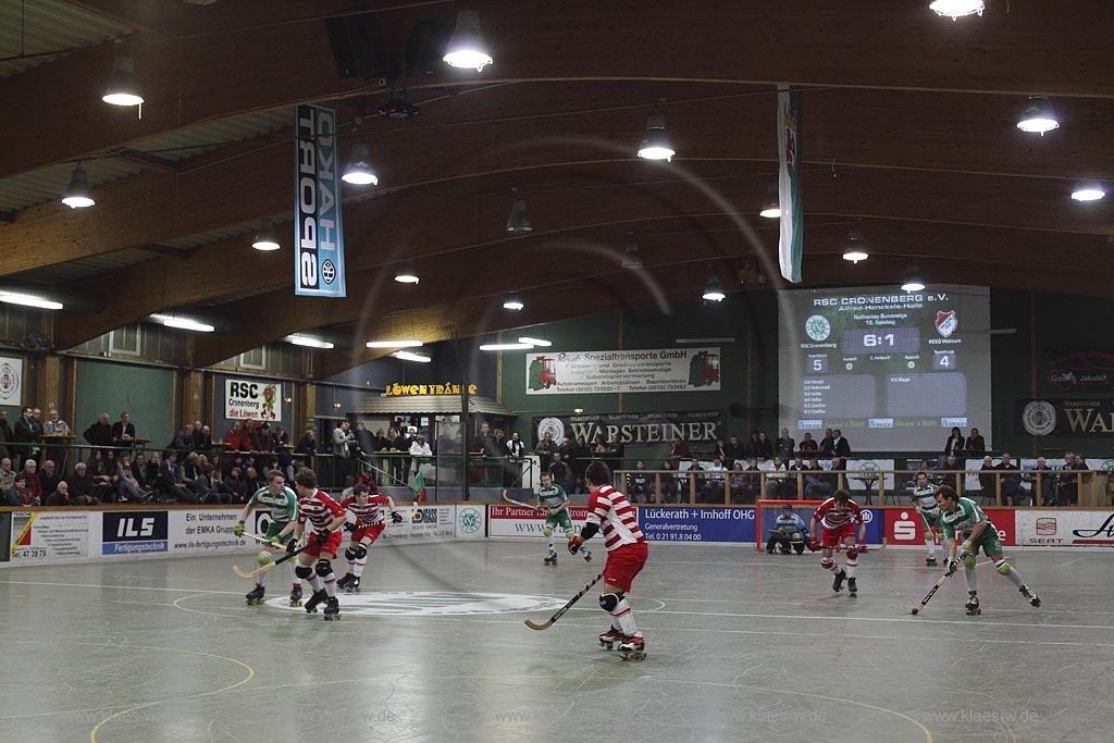 Wuppertal Cronenberg, Alfred-Henckels Halle Rolhockey Bundesligaspiel RSC Cronenberg - RESG Walsum, Wuppertal Cronenberg Rollhockey match RSC Cronenberg - ERSG Walsum, Alfred-Henckels hall