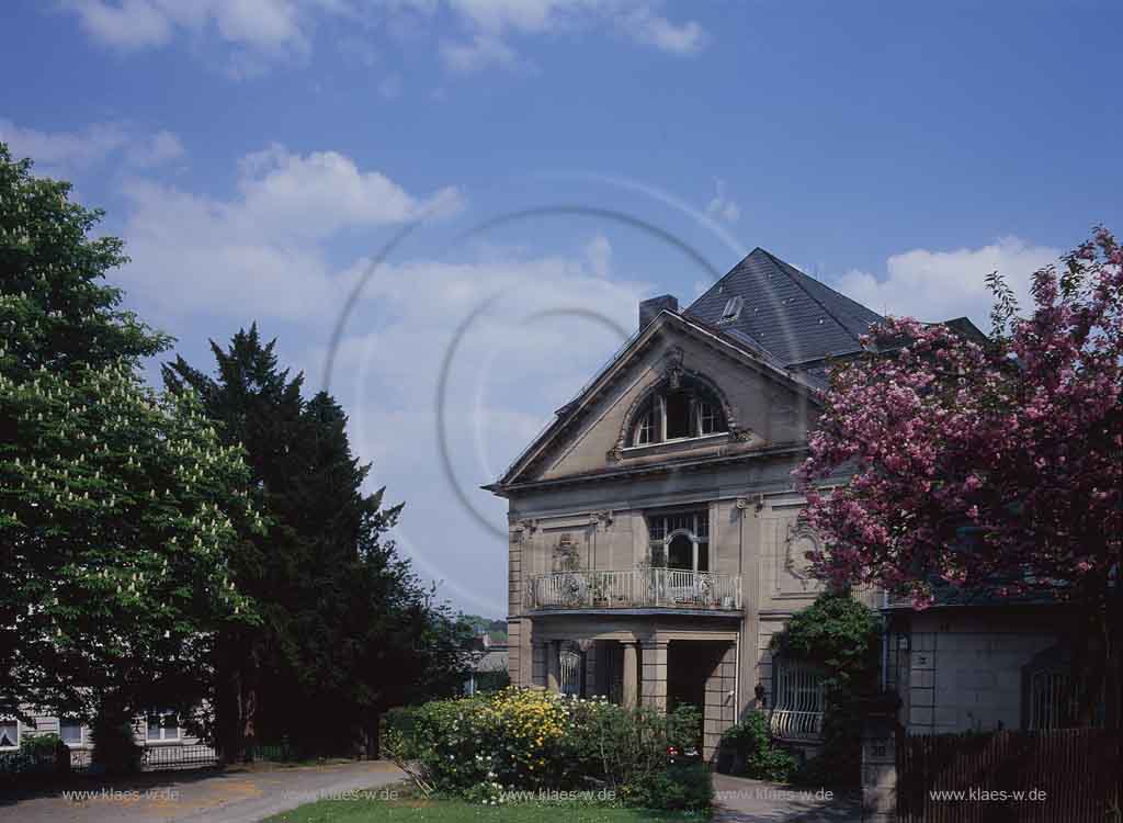 Elberfeld, Wuppertal, Regierungsbezirk Dsseldorf, Duesseldorf, Blick auf Villa am Buschhaeuschen, Buschhuschen im Briller Viertel in Frhlingsstimmung, Fruehlingsstimmung