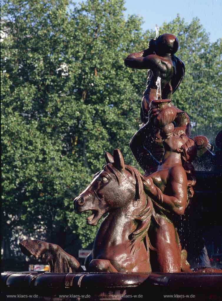 Elberfeld, Wuppertal, Regierungsbezirk Dsseldorf, Duesseldorf, Blick auf Jubilaeumsbrunnen, Jubilumsbrunnen, Detailaufnahme, Neumarkt