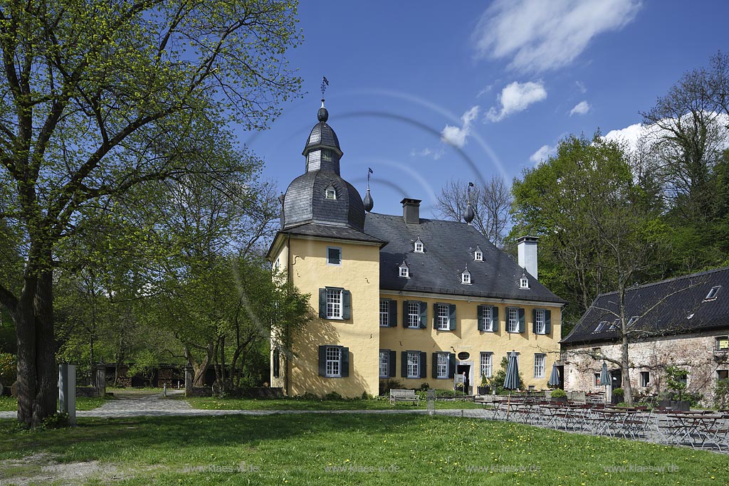 Wuppertal Elberfeld West, Schloss Luentenbeck; Wuppertal Elberfeld West, castle Schoss Luentenbeck.