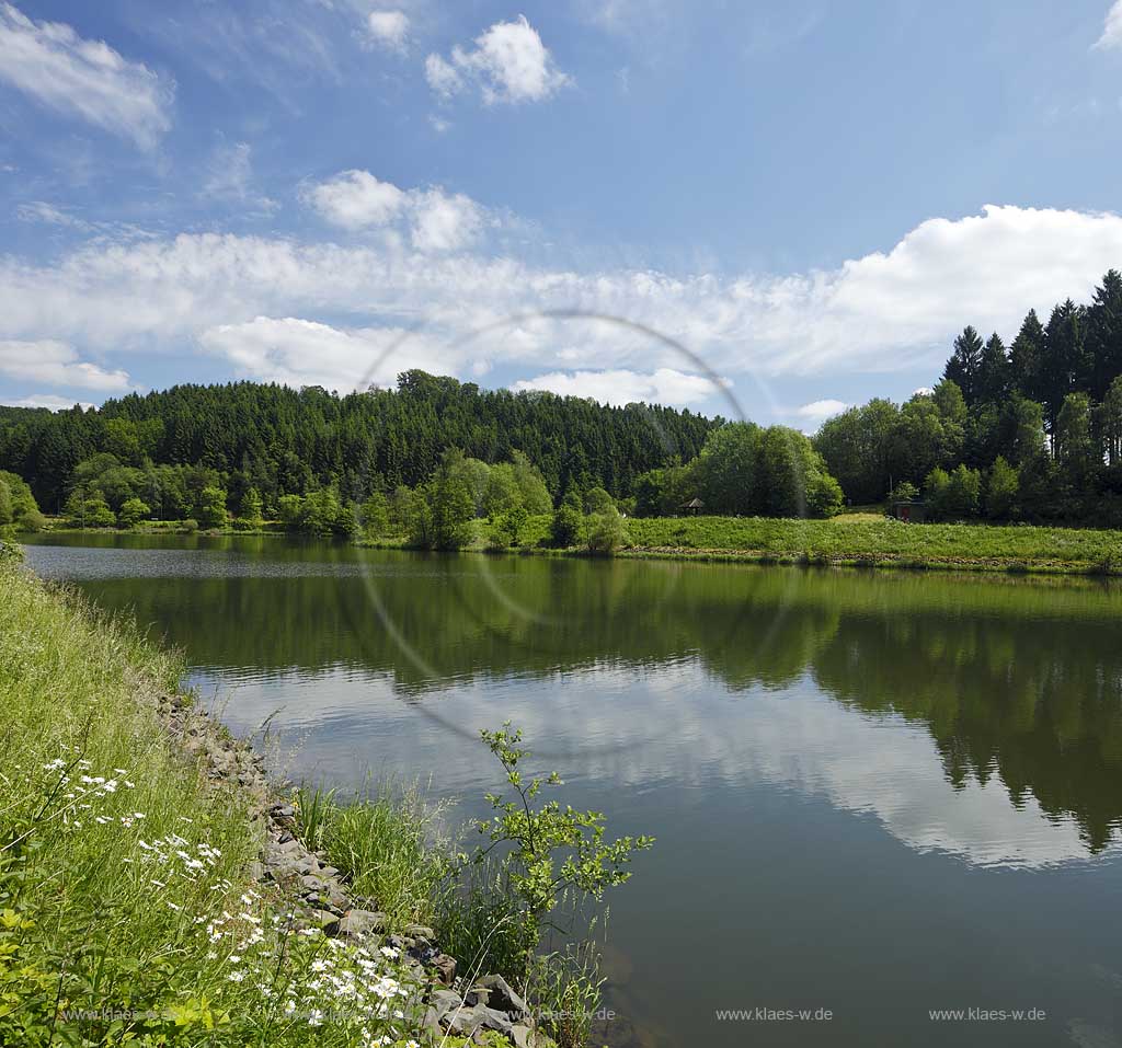 Wuppertal, Blick auf die Wuppervorsperre der Wuppertalsperre, View to the barrage fixe of Wuppertal