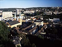 Elberfeld, Wuppertal, Regierungsbezirk Dsseldorf, Duesseldorf, Blick vom Oelberg, lberg auf Kirche St. Laurentius mit Sicht zur Stadt 