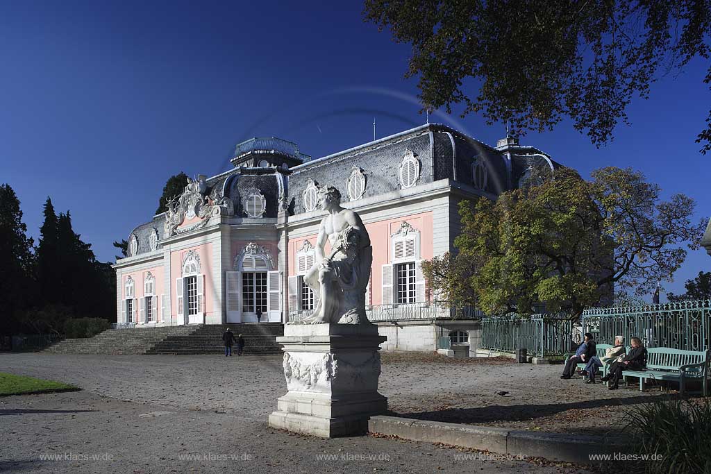 Dsseldorf, Benrath, Schloss Benrath, Statue, Rokkoko, Corps de Logis