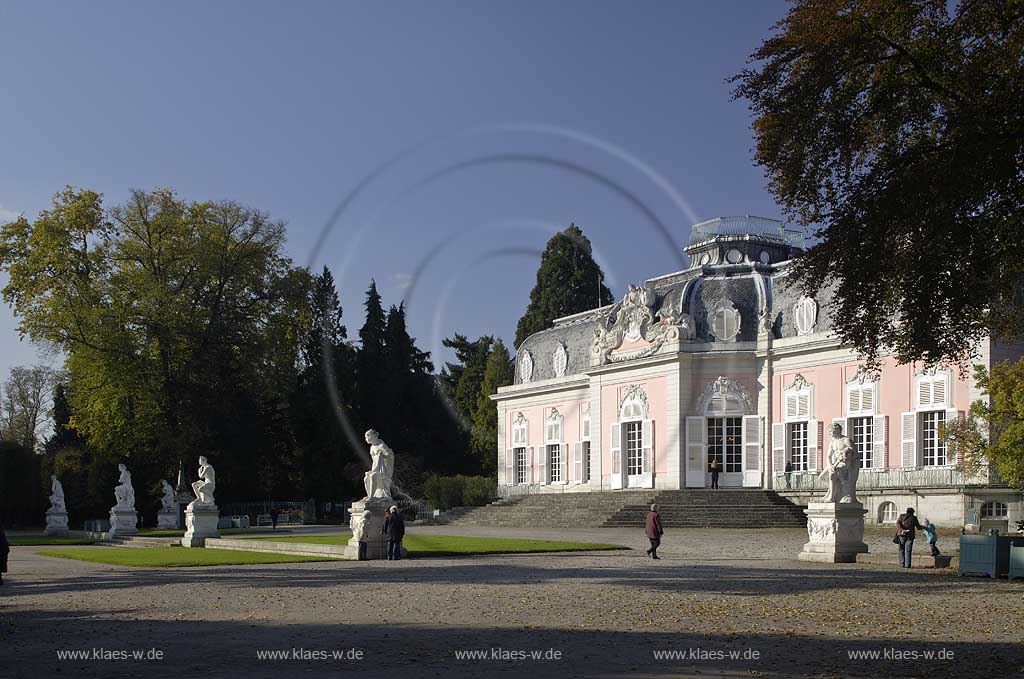 Dsseldorf, Benrath, Schloss Benrath, Statue, Rokkoko, Corps de Logis