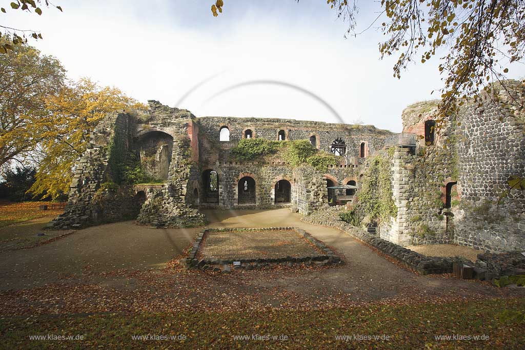 Dsseldorf, Kaiserswerth, Kaiserpfalz, Barbarossapfalz, Ruine, Herbststimmung