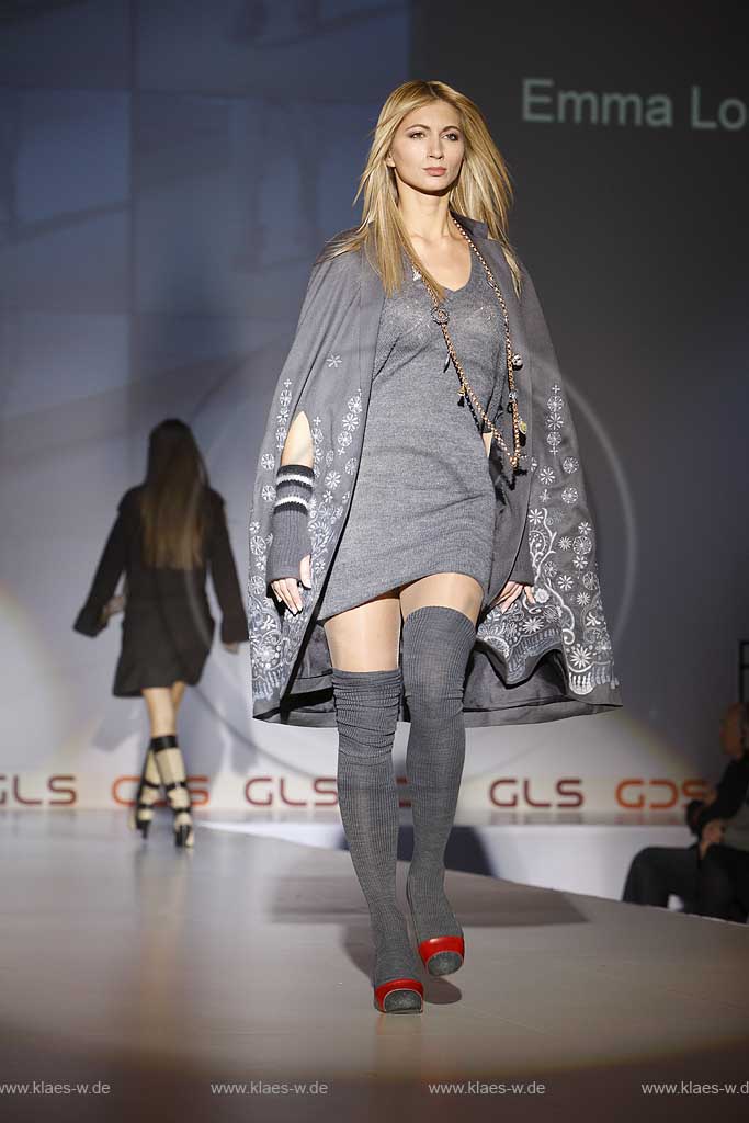Stockum, Dsseldorf, Duesseldorf, Niederrhein, Bergisches Land, GDS, GLS, Messe, Schuhmesse, Blick auf Schuhmodels auf Laufsteg