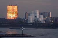 Dsseldorf, Rhein, Stadttor, Gehry Bauten, Gehry buildings  