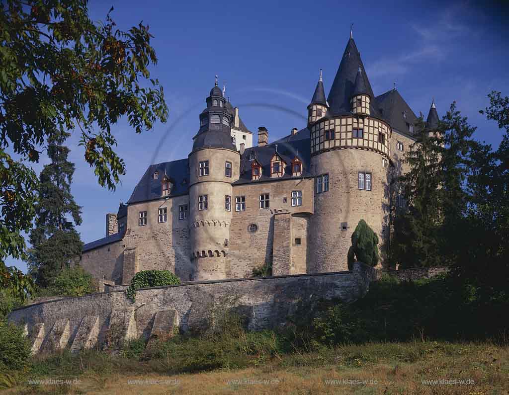 Nettetal, Mayen, Landkreis Mayen-Koblenz, Eifel, Vulkaneifel, Sankt Johann, Blick auf Schloss Brresheim, Buerresheim   