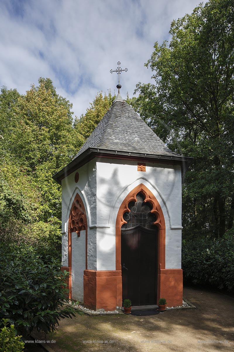 Zuelpich-Sinzenich, Marienkapelle auf dem Eulenberg; Zuelpich-Sinzenich, chapel Marienkapelle auf dem Eulenberg.