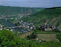 Cochem, Mosel, Landkreis Cochem-Zell, Eifel, Blick auf Reichsburg, Mosel, Ort und Landschaft