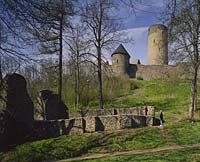 Nuerburg, Nürburg, Landkreis Ahrweiler, Eifel, Verbandsgemeinde Adenau, Blick zur Burgruine, Burg Nürberg, Nuerburg