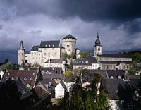 Stolberg, Kreis Aachen, Eifel, Rheinland, Blick auf Stadt mit Burg Stolberg   