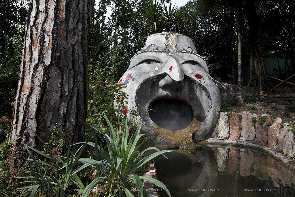 Gardone Riviera, der botanische Garten Heller, gegruendet von Arthur Hrusca 20. Jahrhundert; Garone Riviera, the Heller botanical garden, founded by Arthur Hruska 20th century; Gardone Riviera,  Il giardino botanico Heller