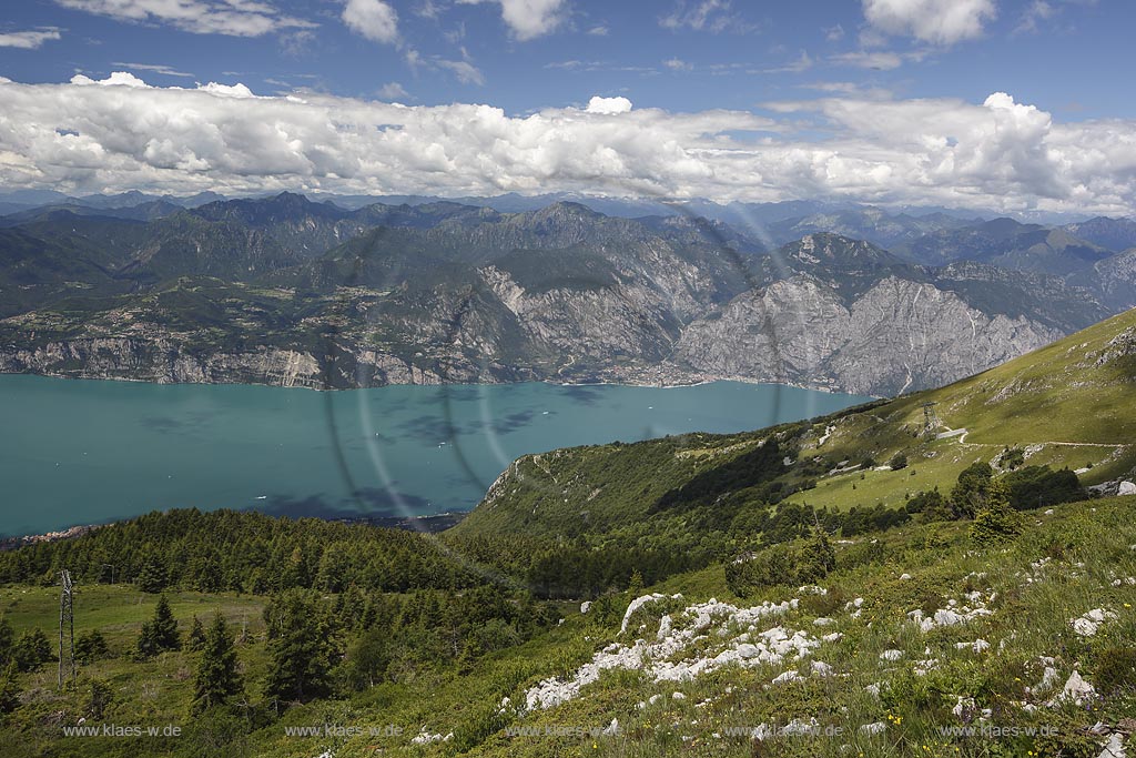 Blick von "Monte Baldo" ueber den Gardasee; View from "Monte Baldo" to Lake Garda.