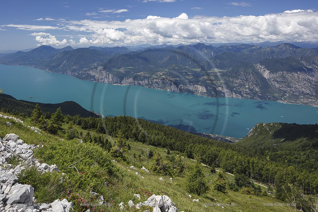 Blick von "Monte Baldo" ueber den Gardasee; View from "Monte Baldo" to Lake Garda.