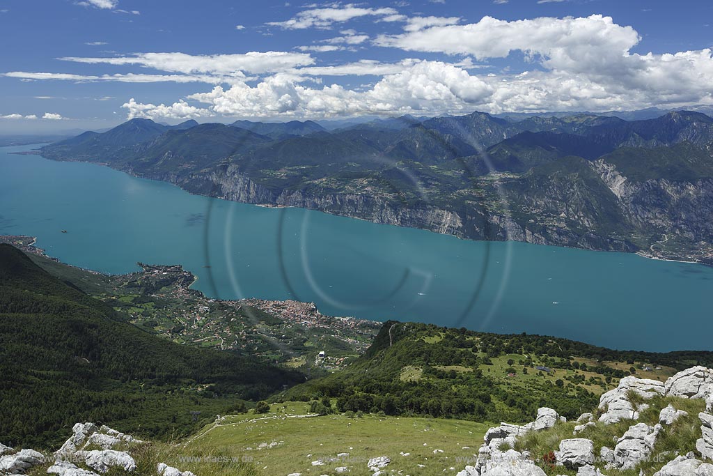 Blick von "Monte Baldo" ueber den Gardasee; View from "Monte Baldo" to Lake Garda.