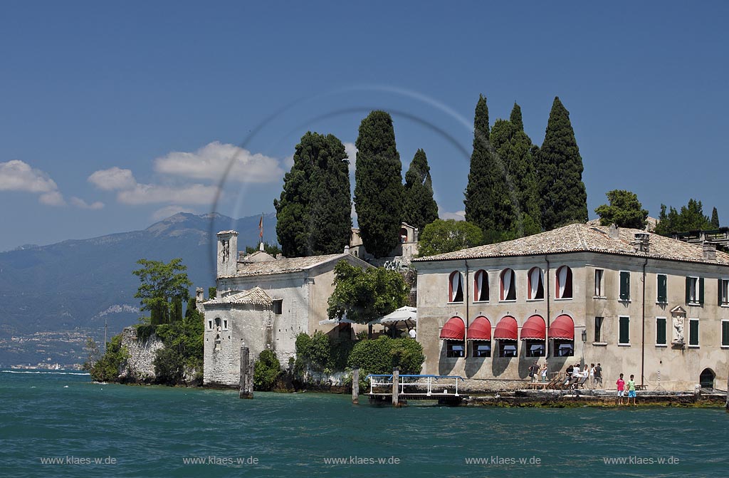 Punta di san Viglio vom Garasee aus gesehen, Seeseite; Punta di san Viglio from seaside