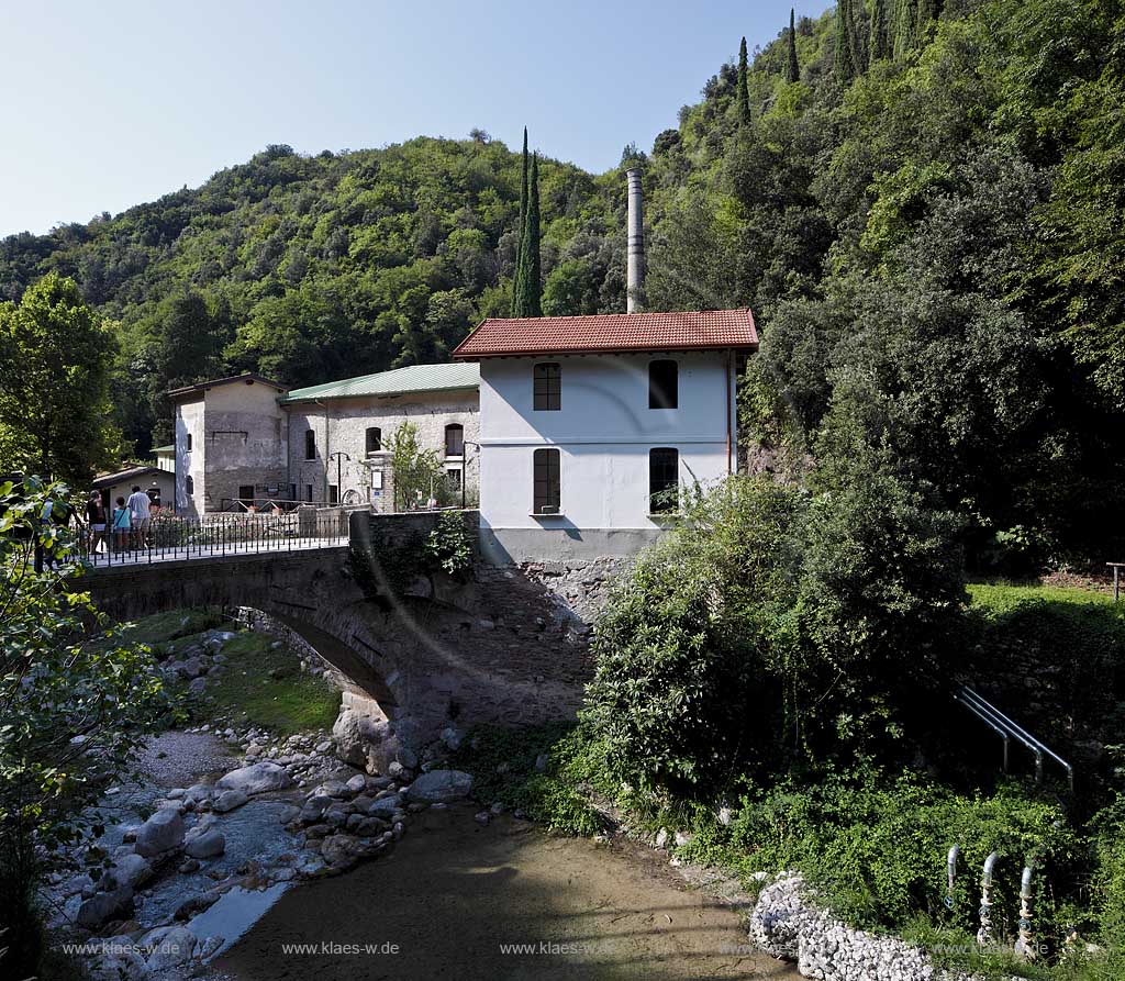 Toscolano-Maderno, Papiermuseum im Tal der Papiermuehlen, Papiermuehlental, Valle delle cartiere, Tal der Papierfabriken; Toscolano maderno, valley of paper mills, papermill museum.