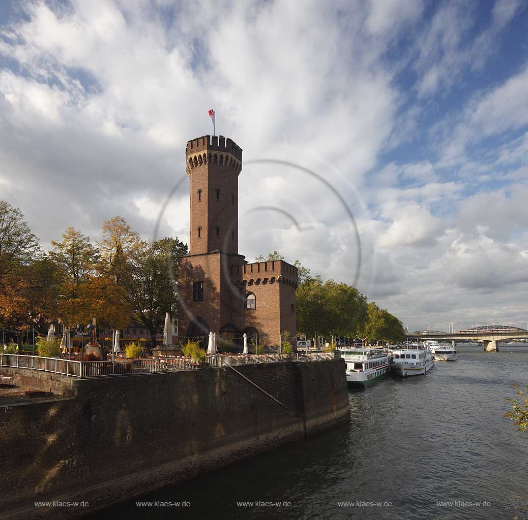 Koeln-Altstadt Sued der Malakoffturm, Malakowturm aus dem jahre 1855 an der Hafeneinfahrt zum heutigen Rheinauhafen; Cologne Malakow tower at the port