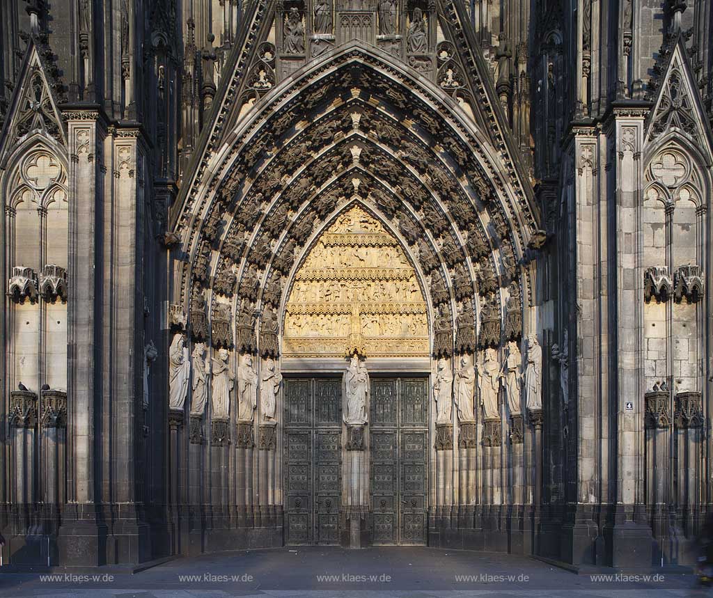 Koeln Dom, Westtor bzw. Hauptportal, Cologne dome with west portal or main portal