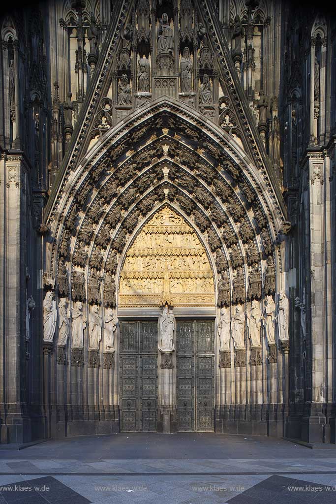 Koeln Dom, Westtor bzw. Hauptportal, Cologne dome with west portal or main portal