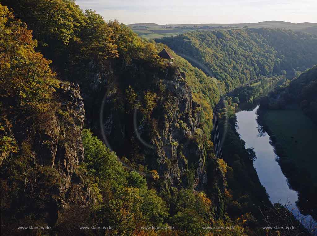 Cramberg, Rhein-Lahn-Kreis, Westerwald, Diez, Blick zum Gabelstein mit Lahn