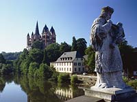 Limburg an der Lahn, Blick auf Dom von Lahnbrcke, Lahnbruecke, Limburg-Weilburg, Hessen, Westerwald