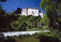 Weilburg, Blick ber, ueber Lahn auf Schloss Weilburg, Landkreis Limburg-Weilburg, Hessen, Westerwald