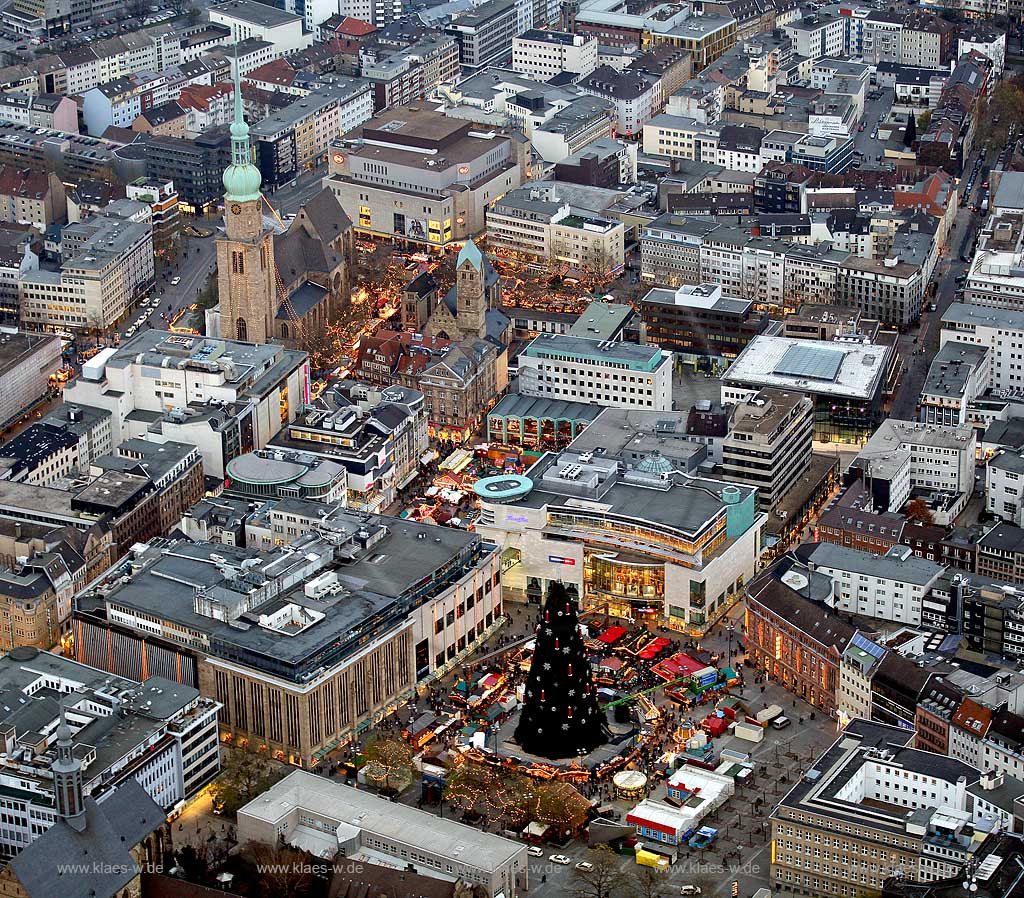 Luftbild, Weihnachtsmarkt Dortmund, Reinoldikirche, Weihnachtsbaum, Hansamarkt, Kleppingstrae,  Dortmund, Ruhrgebiet, Nordrhein-Westfalen, Germany, Europa