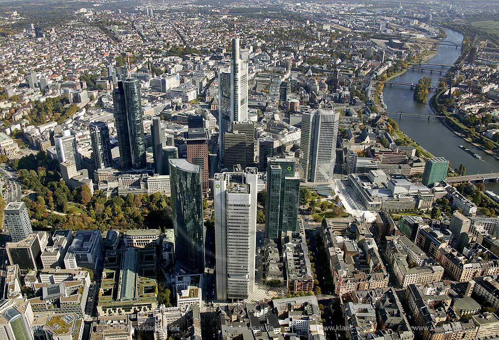 DEU, Deutschland, Frankfurt am Main, City, Bankenviertel, Deutsche Bank, Commerzbank, Deka Bank | DEU, Deutschland, Frankfurt, city, banking area, Deutsche Bank, Commerzbank, Deka Bank 