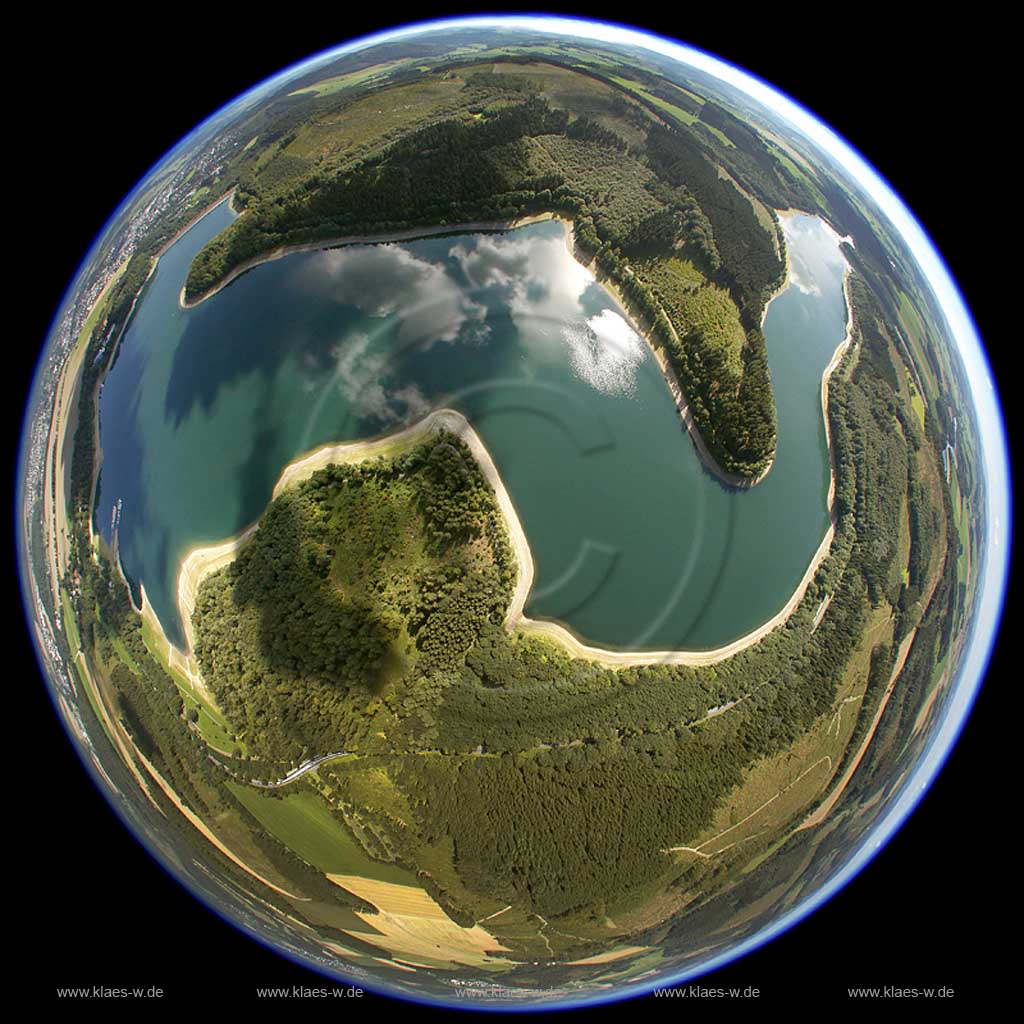 Meschede, Hennesee als Fisheye Bild; Meschede, lake Hennesee in fisheye optic.