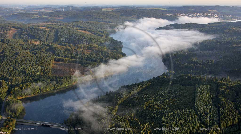 Die Ortschaften Amecke und Illingheim am Sorpesee, Sundern, Nordrhein-Westfalen, Deutschland, DEU. | Sorpe dam, Sundern, North Rhine-Westphalia, Germany, DEU. 