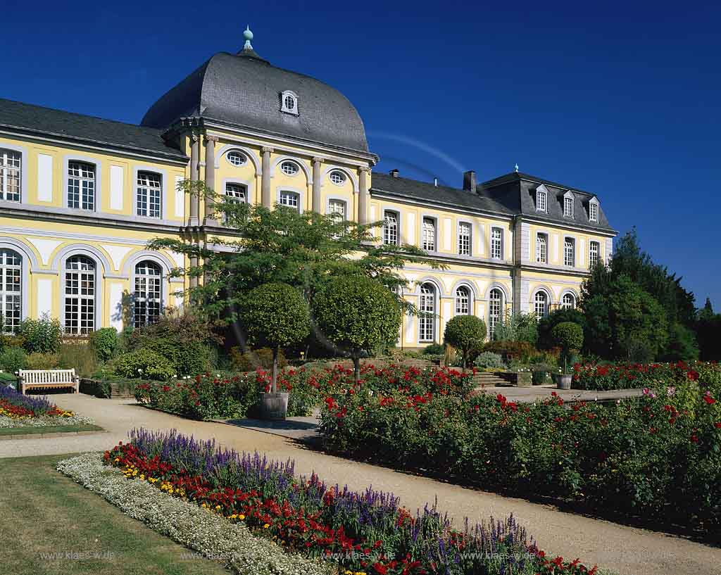 Poppelsdorf, Bonn, Regierungsbezirk Kln, Mittelrhein, Blick auf Schloss Poppelsdorf mit Schlosspark im Sommer