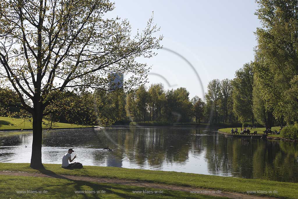 Bonn, Freizeitpark Rheinaue, Auensee; Amusemtpark Rheinaue, lake Auensee